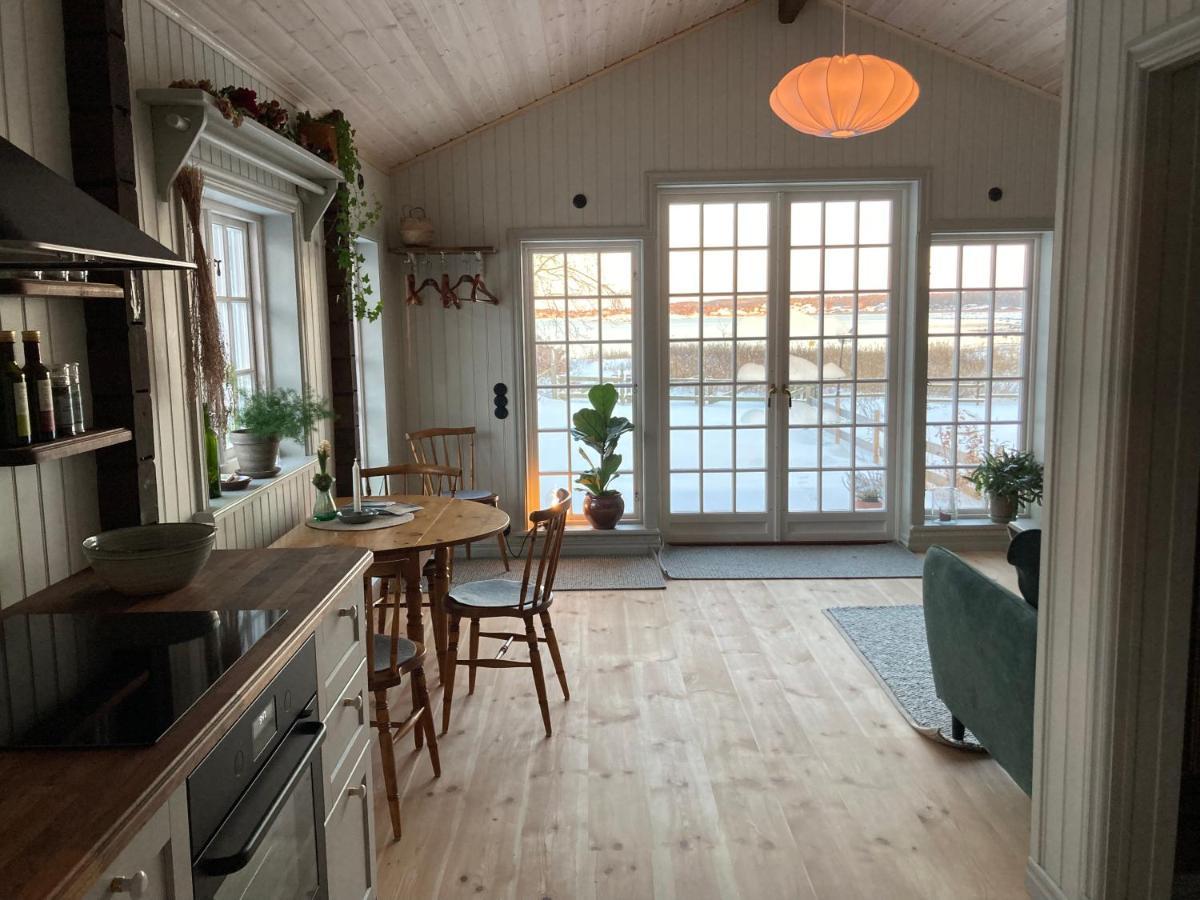 Sjoestugan Vallersvik Frillesas Luaran gambar